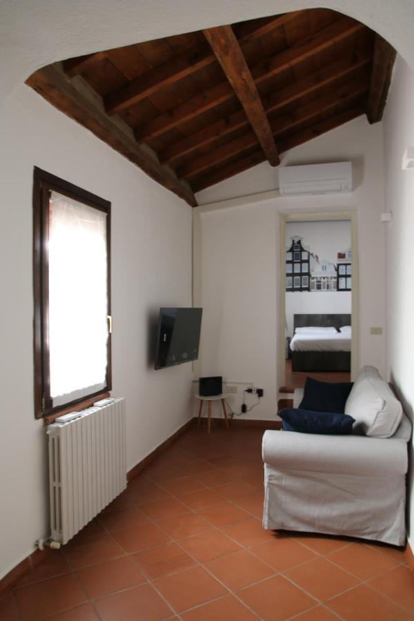 Le Vie Del Centro Apartment Ferrara Exterior photo